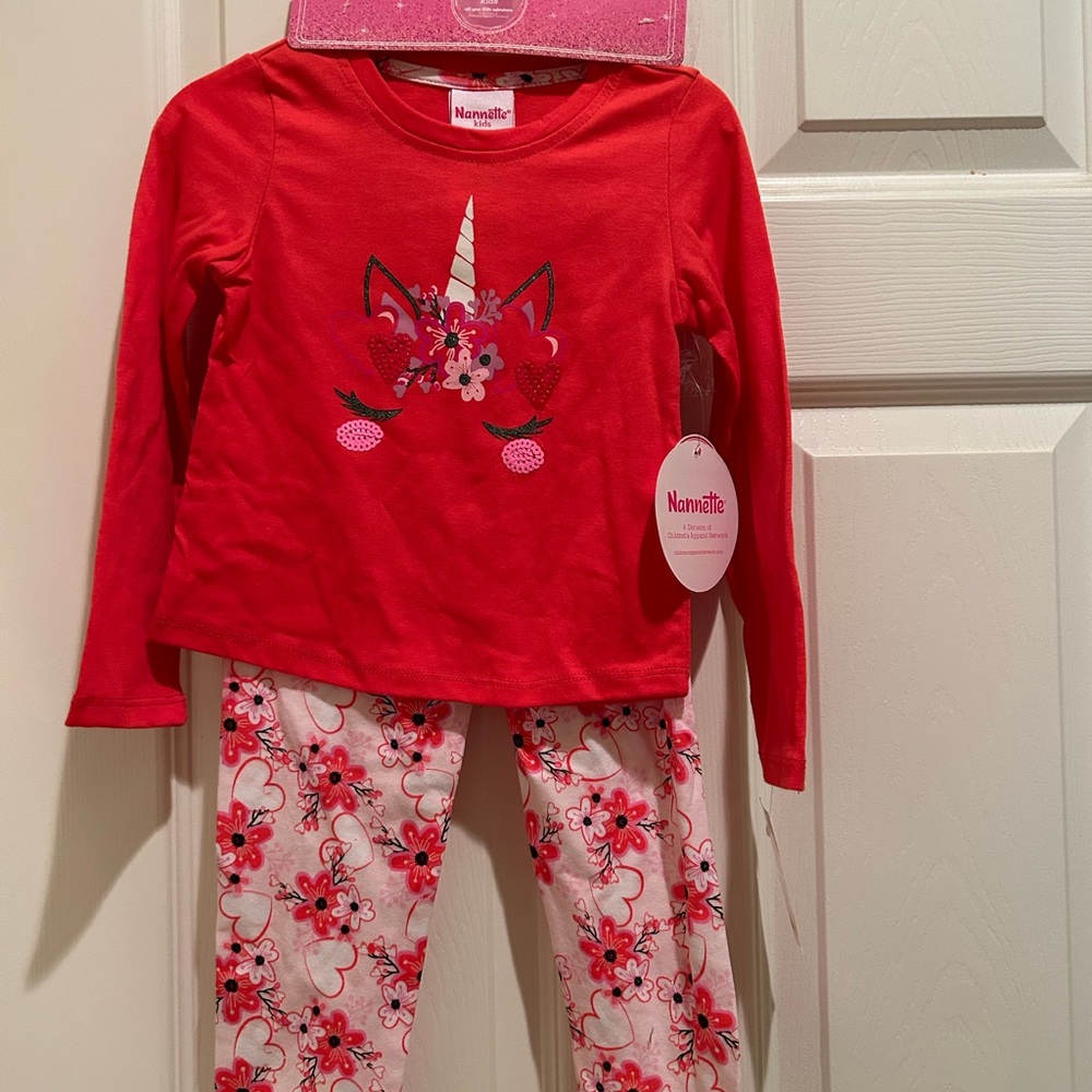 NEW Nannette 3 Piece Girl’s Outfit Size 4T